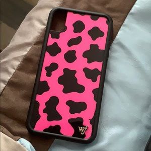 Neon Pink Moo Moo Wildflower Case